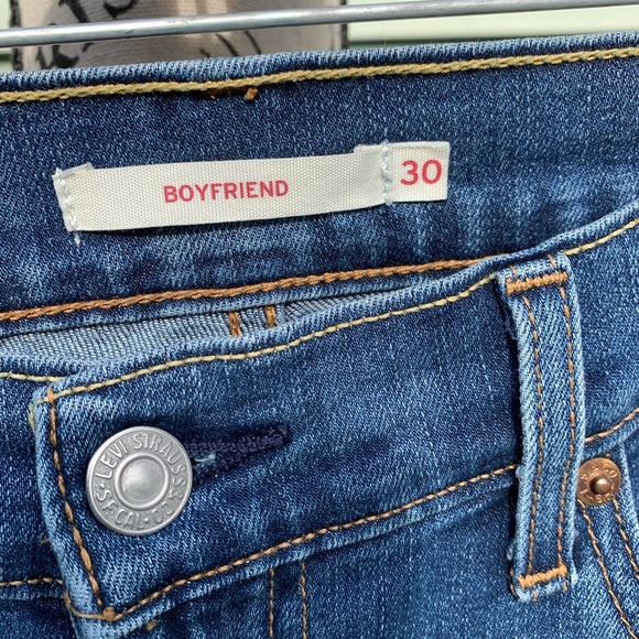 Levi’s Boyfriend high rise dark wash blue Jeans - Picture 7 of 9